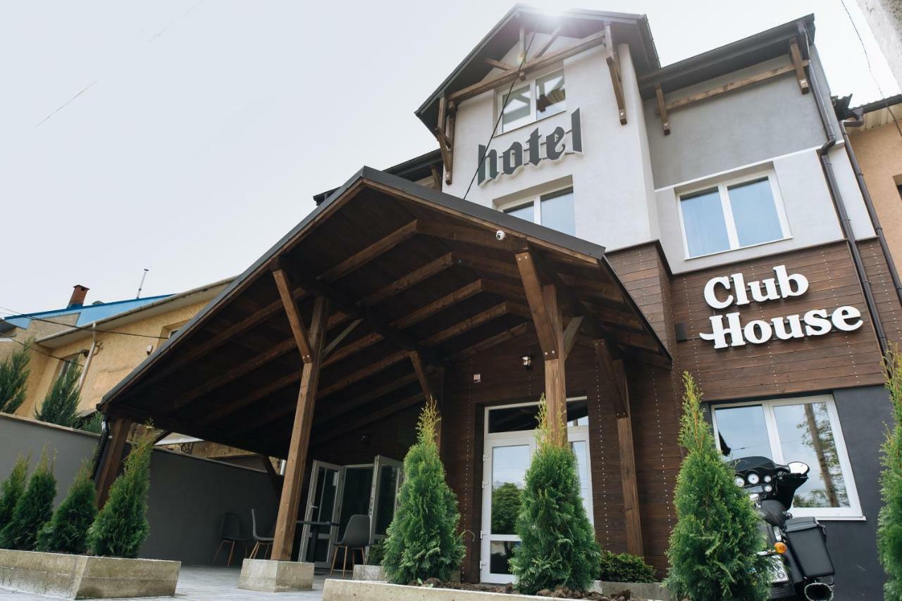 Hotel Clubhouse Ivano-Frankivsk Exterior foto